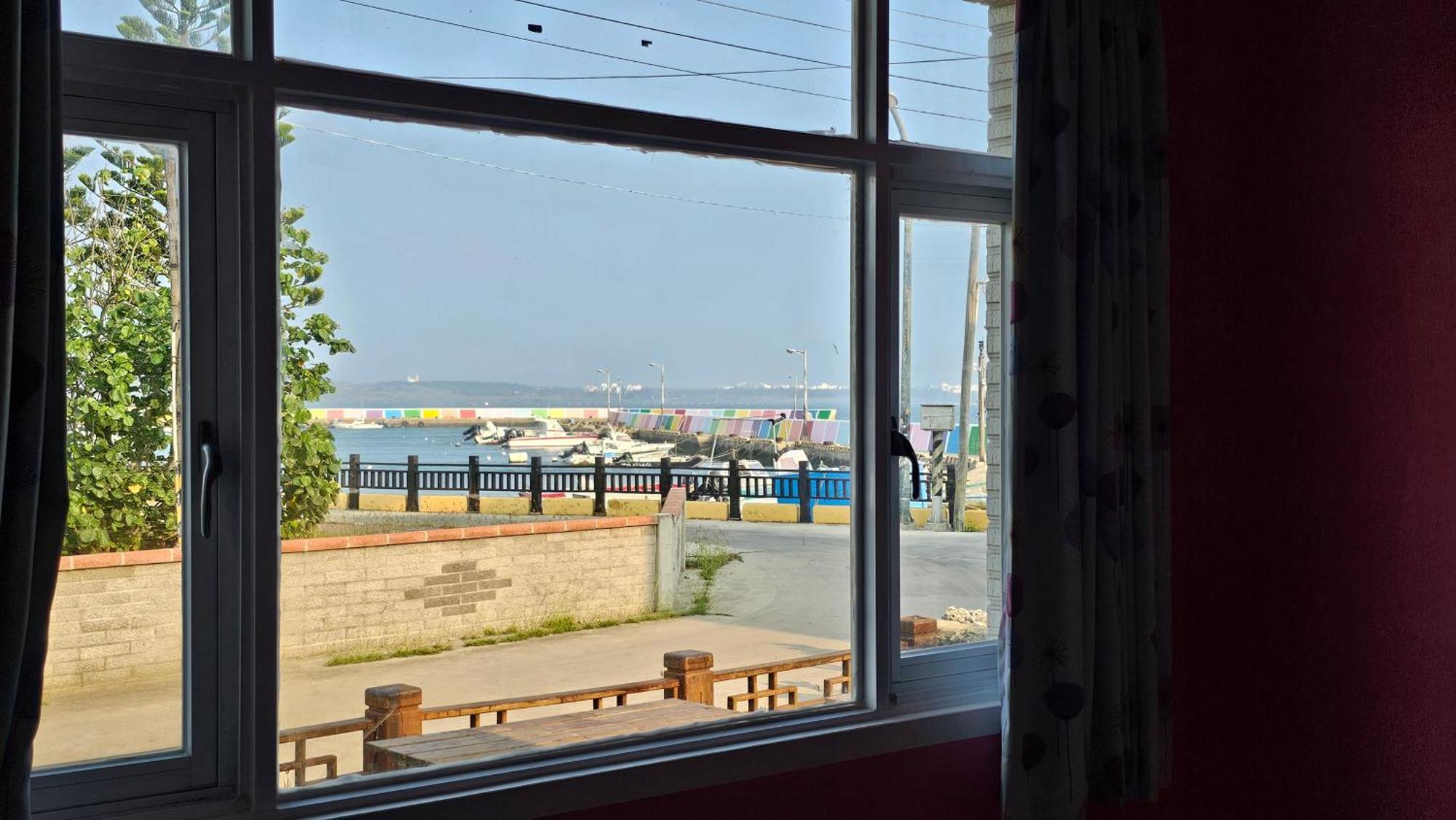 Sea Front Homestay Magong Exterior photo